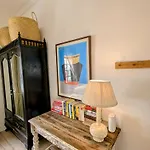 Eclectic Bo-Kaap Getaway With Stunning Views