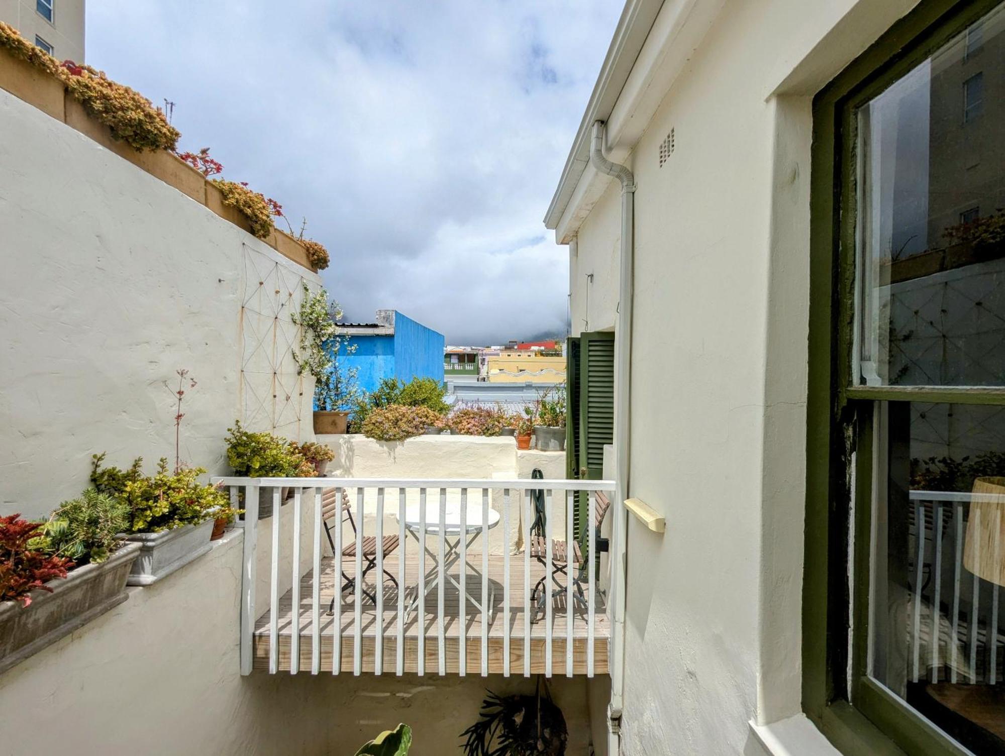 Eclectic Bo-kaap Getaway With Stunning Views *
